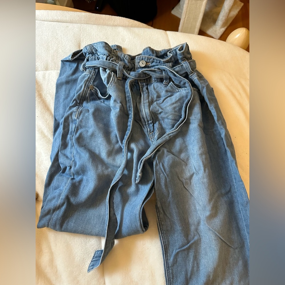 American Eagle paper bag jeans